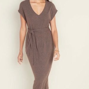 Old Navy Petite Tie-Belt Rib-Knit Midi Shift Dress